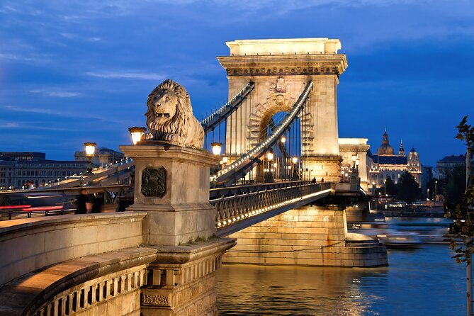 2-Hour Private Night Tour of Budapest - Budapest after dark: why this route works