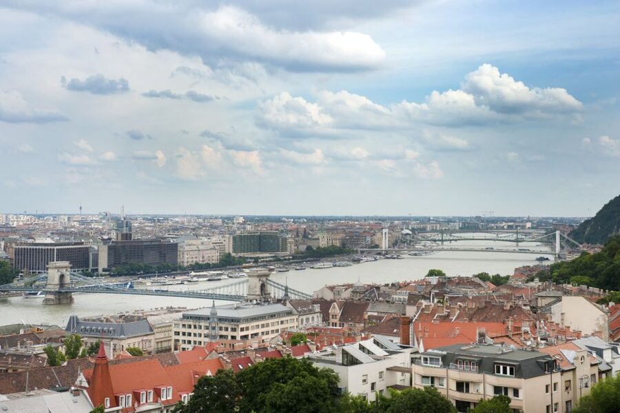 3-Hour Orientation Walking Tour of Buda and Pest - Price and value: $41 plus transit tickets, for a true orientation