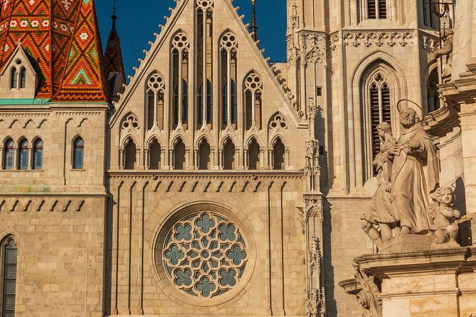 4 hours long private minivan tour in Budapest - What is included, what is not, and how to plan entrance fees