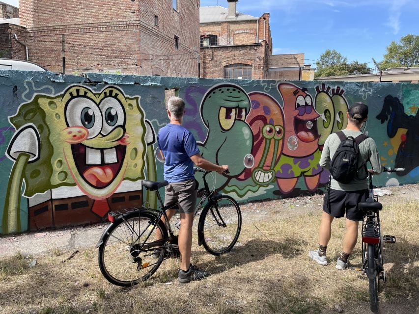 Alternative Bike tour: Graffiti Wall and Peace - Key takeaways before you pedal