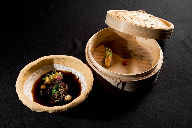 Audio visual multi-sensory chefs journey dinner experience - Japan and China: When the Menu Gets More Delicate