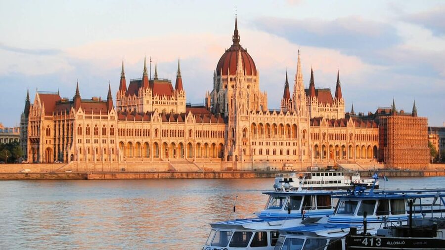 Best of Budapest: Private Walking Tour with a Local - Why Heroes’ Square is a smart starting point