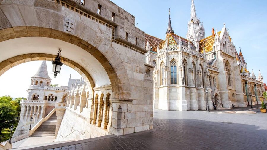 Best of Budapest: Private Walking Tour with a Local - Major Budapest sights you can expect, without losing the local feel