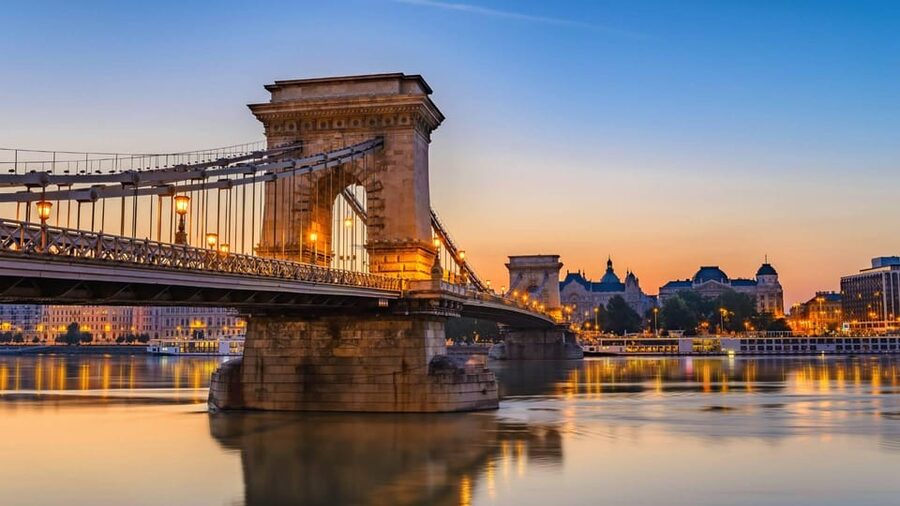 Best of Budapest: Private Walking Tour with a Local - Who should book this Budapest private walking tour
