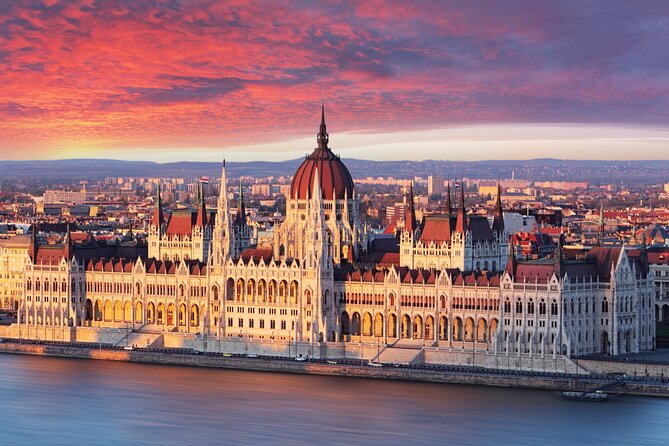 Best of Budapest Tour - Gellért Hill and Citadella: Budapest’s Best Skyline Stretch