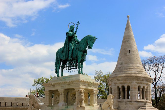 Buda Castle District Walk with Entry to Matthias Church - Matthias Church inside: priority entry and guided context