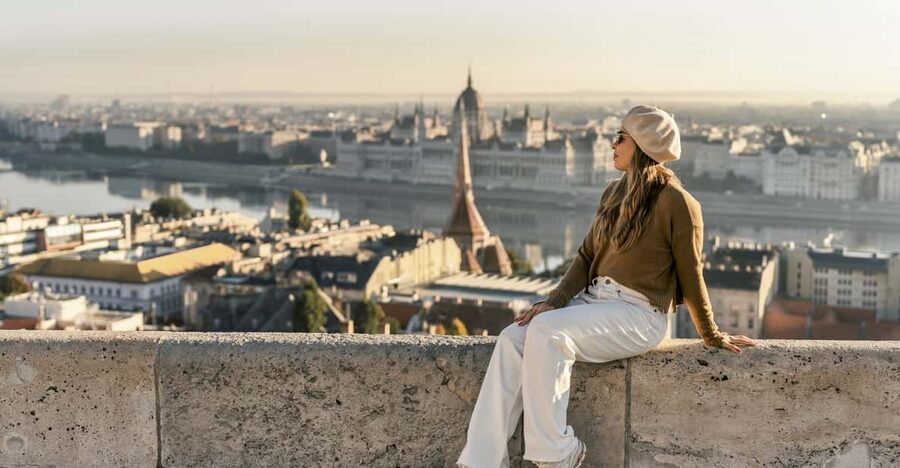 Buda Castle: Private photoshoot with a local guide - Meeting at Szentháromság tér Next to Matthias Church
