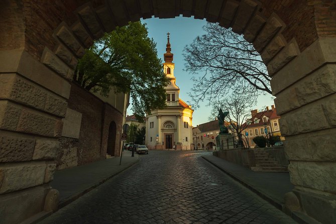 Buda Castle Quarter Walking Tour - From the Southern Battlements to Sándor Palace: Views and Power on the Same Route