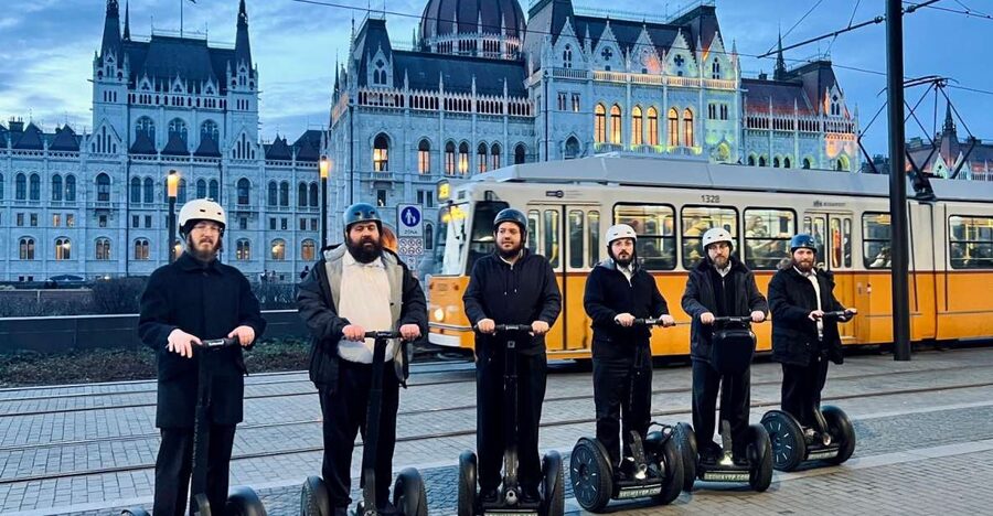 Budapest: 1 Hour Instagram Segway Tour - Elizabeth Bridge to Chain Bridge: classic crossings, quick photo moments
