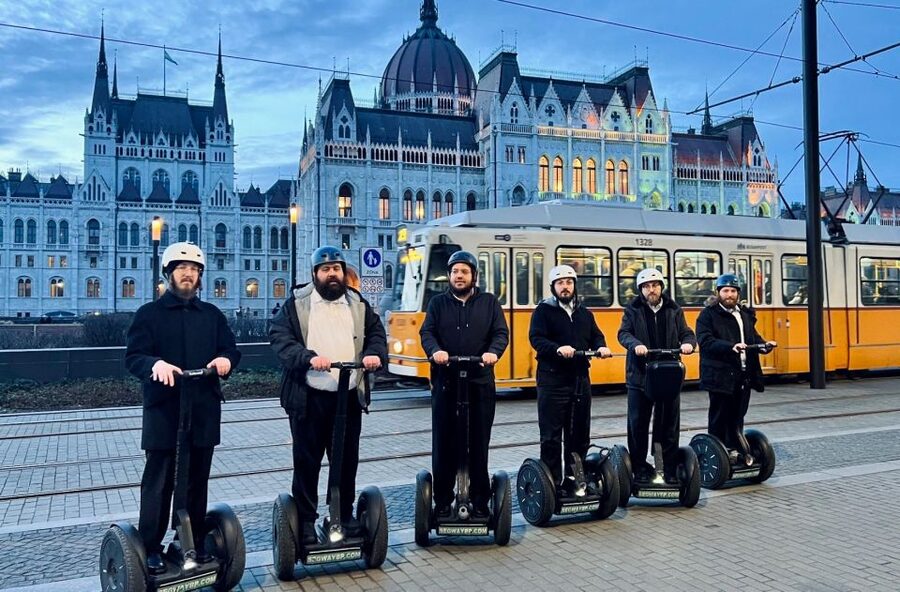 Budapest: 1 Hour Instagram Segway Tour - The route: riding the Danube from Buda to Pest