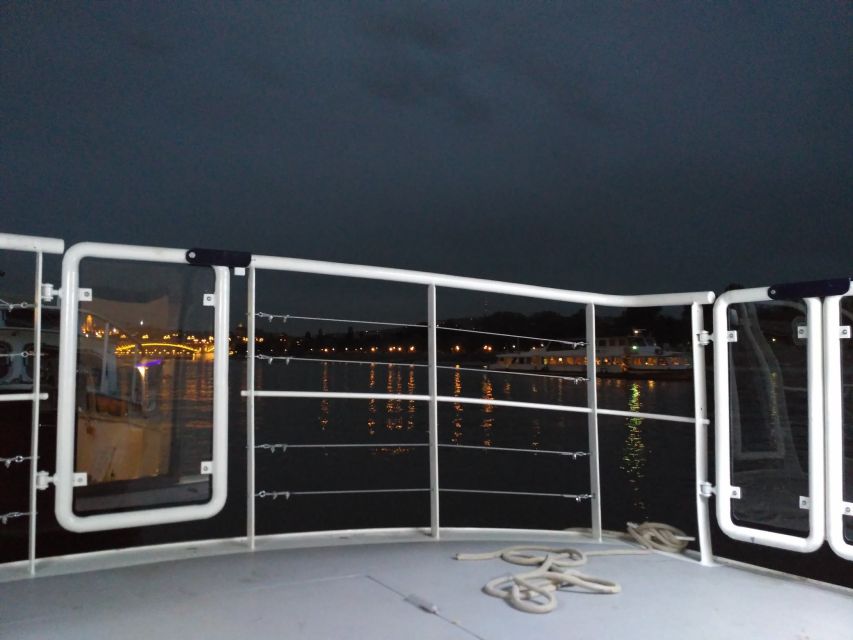 Budapest: 1-Hour Private Boat Cruise - The route: 60 minutes between Margaret Bridge and Erzsébet Bridge