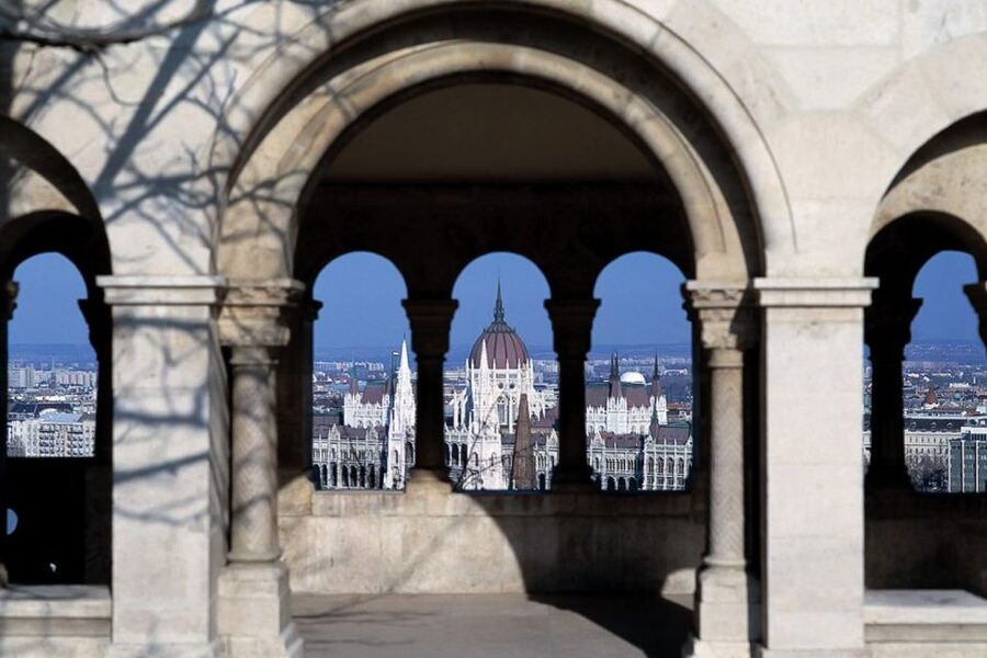 Budapest: 3-Hour Grand City Tour and Castle Walk - Timing tips: what to do with your day before and after
