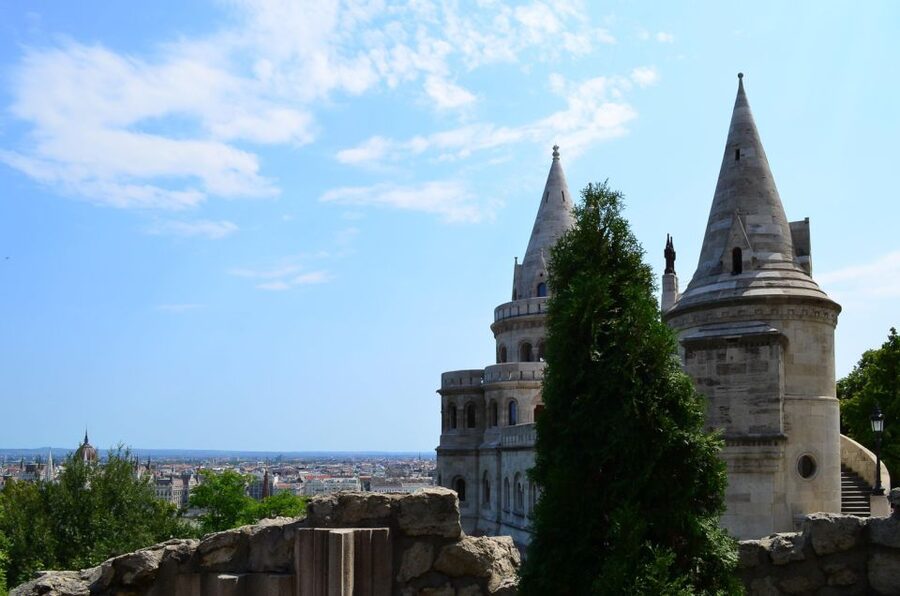 Budapest: 3-Hour Grand City Tour and Castle Walk - Fisherman’s Bastion and Matthias Church: what to actually look for