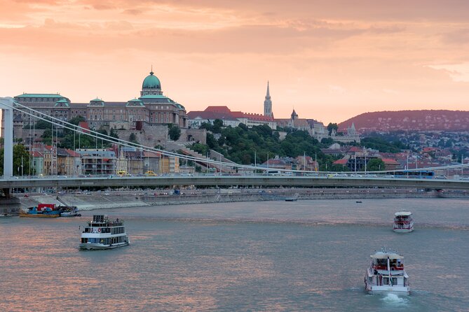 Budapest: 3-Hour Live-guided Bus Tour and 1-hour River Cruise - Heroes’ Square and the Millennium Memorial: where the story begins