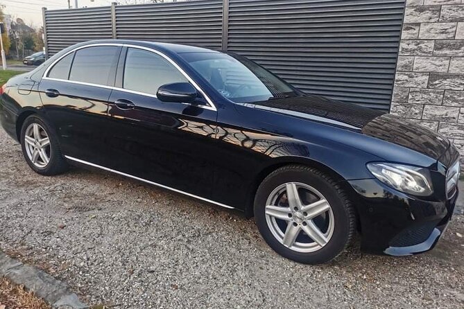 Budapest Airport transfer - Private Vehicle Value, Up to 3 People