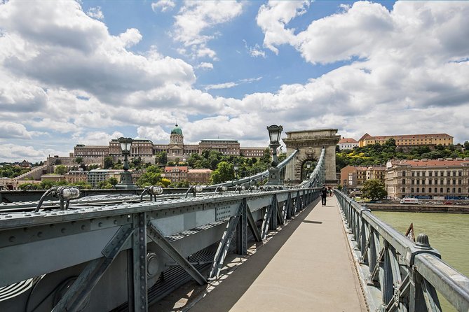Budapest All in One Small Group Walking Tour with Strudel Stop - Entering Budapest’s Best-of Both Sides Route