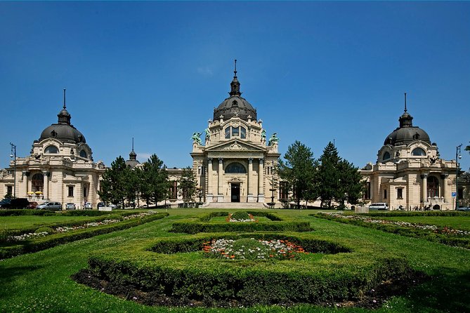 Budapest All in One Small Group Walking Tour with Strudel Stop - Starting at the Hungarian State Opera House (And Getting Oriented Fast)