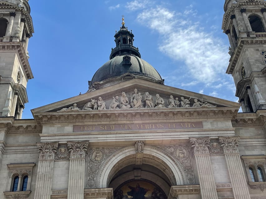 Budapest: Assist the Authorities Outdoor Escape Room Game - Solving puzzles street by street, with your phone as your detective partner