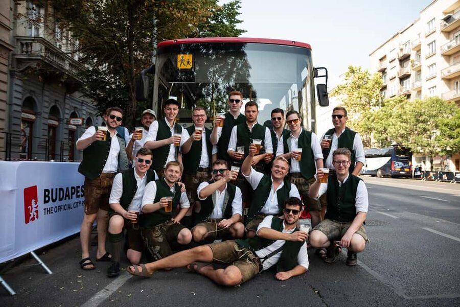 Budapest: BeerBus Sightseeing Tour with unlimited beer - What I’d Suggest for Different Types of Travelers