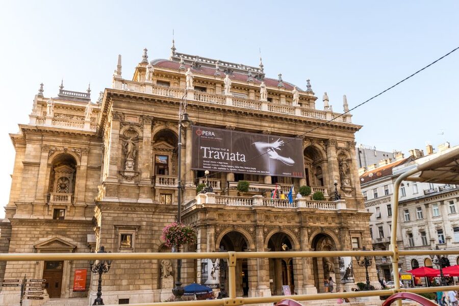 Budapest: Big Bus Hop-On Hop-Off Tour by Open-top Bus - Danube Cruise Discount: Make the River Day Count