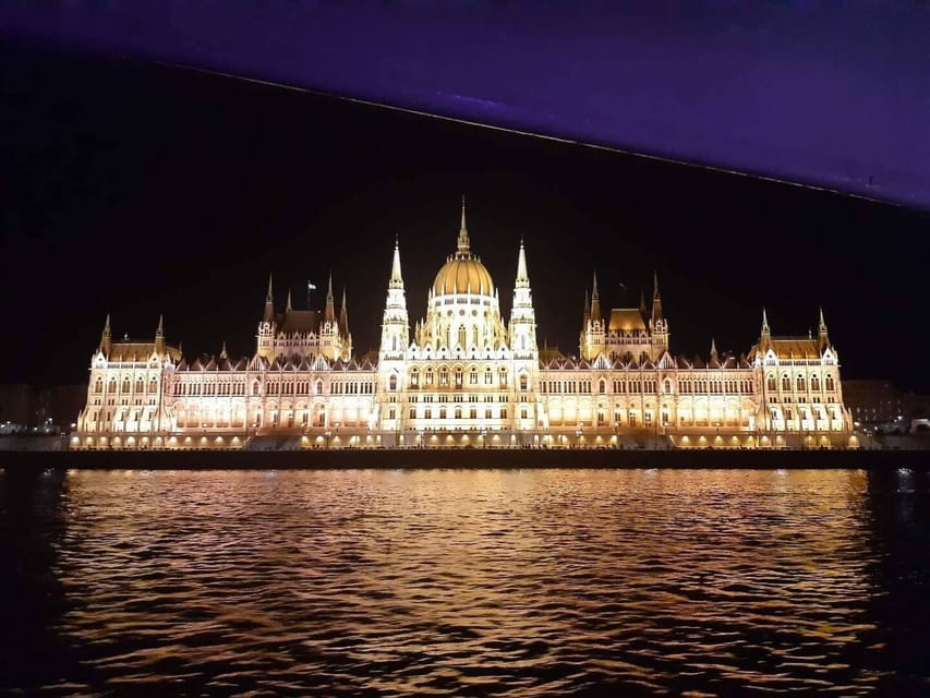 Budapest Boat Cruise with Personal Live Tour Guiding(+Drink) - Should you book this Budapest Danube night cruise?