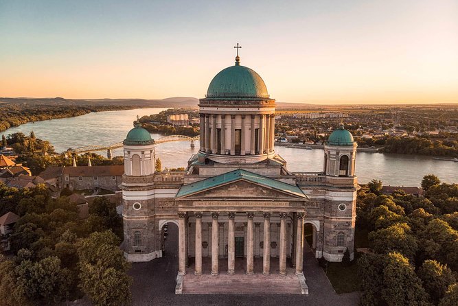 Budapest-Bratislava One-Way Sightseeing Transfer - Esztergom Basilica: Dome Views and How to Plan Lunch
