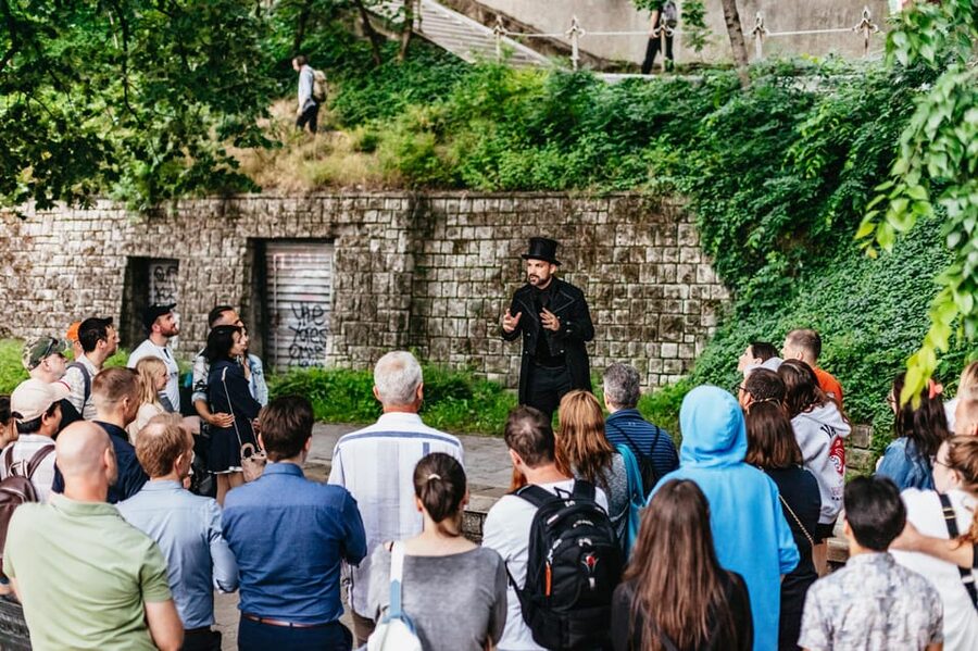 Budapest: Buda Castle District Vampires and Myths Night Tour - The House of Houdini: A Surprise Stop That Keeps It Fun