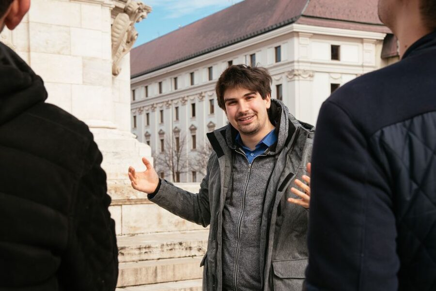 Budapest: Buda Castle District Walking Tour with a Historian - Start at Szentháromság tér, Then Learn the Hill’s Shape