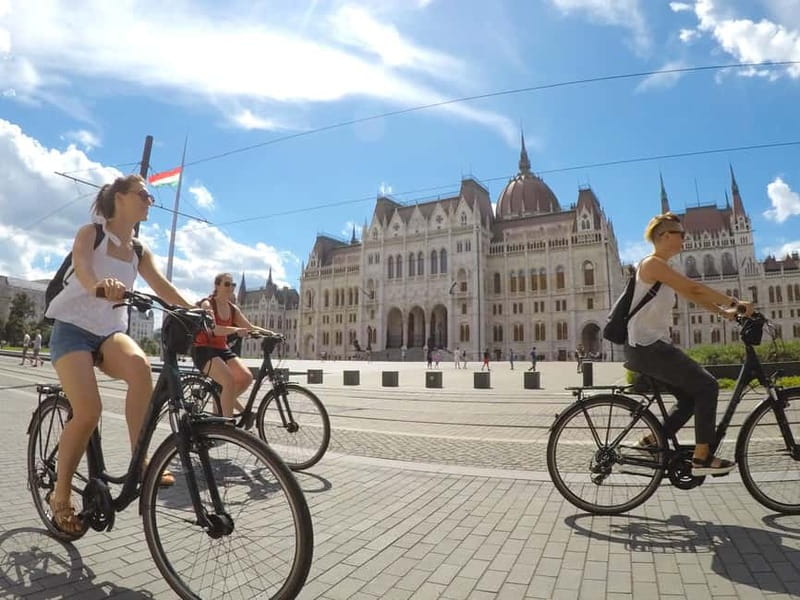 Budapest & Buda Castle e-Bike Tour with a local guide - Andrássy Avenue to Heroes’ Square: Big Budapest by Bike