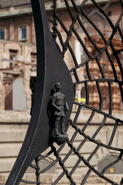 Budapest: Buda Castle Walking Tour & Folk Music Performance - Price and value: what $58 buys you in practice