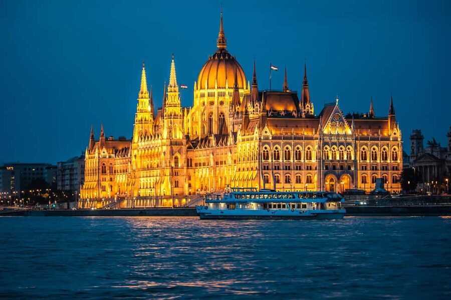 Budapest: By Night Sightseeing Cruise with Welcome Drink - Key Points That Matter Before You Board
