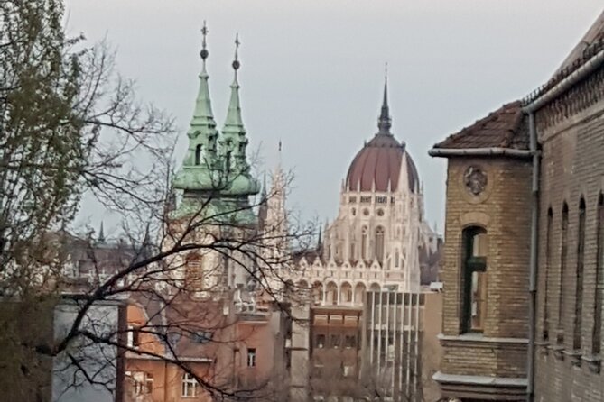 Budapest Castle District Walking Tour - Stop 2, Matthias Church: history without the ticket line