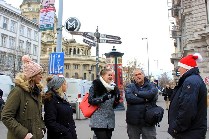 Budapest Christmas Walking Tour & Entry to St Stephen's Basilica - Inside St. Stephen’s Basilica: Guided, Skip-the-Line, and Worth the Detour
