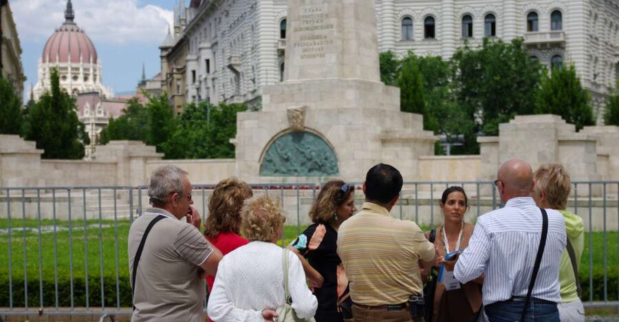 Budapest: City Center Walking Tour - Key things that make this tour worth your time