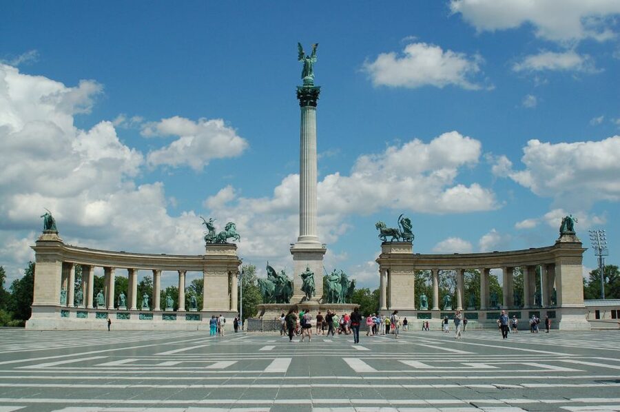 Budapest: City Discovery Tour - Heroes’ Square and the Opera House Pass-By