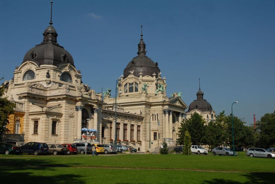 Budapest: City Discovery Tour - Optional Upgrade: The 1-Hour Danube River Cruise