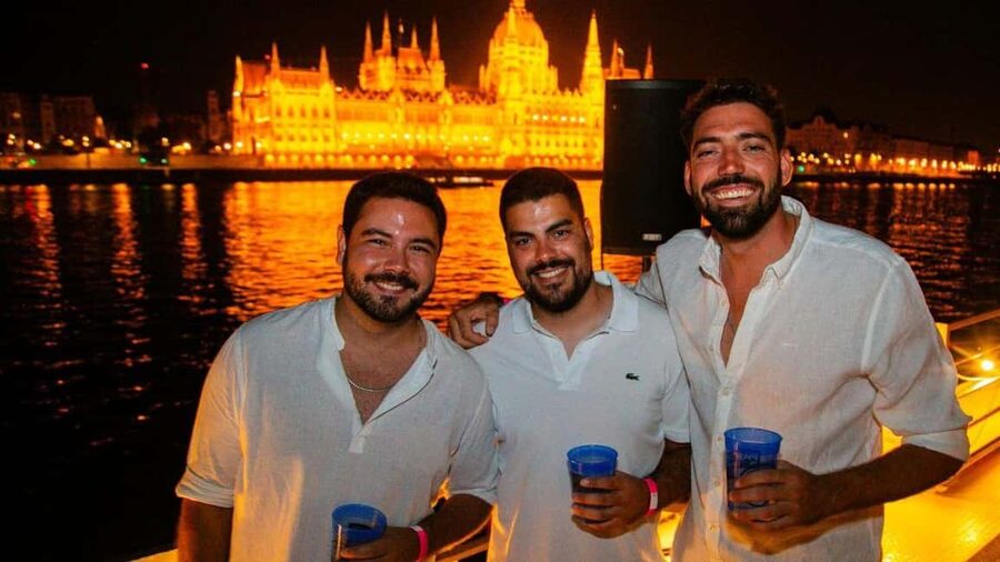 Budapest: Danube Beat Party Cruise with DJ & Drink Packages - Practical Tips That Make a Difference on the Boat