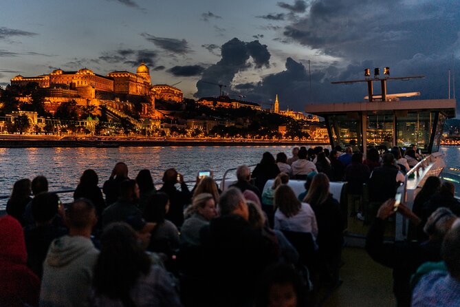 Budapest Danube River Sightseeing Night Cruise with Drink - Comfort, cleanliness, and the ride feel: what to expect on board