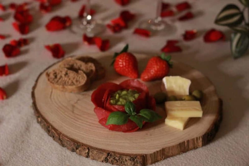 BUDAPEST, Day Spa : Couples Massage with Roses Bubble Bath - The Palo Santo start, and why it is more than a gimmick