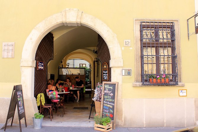 Budapest E-bike Tour - Bike Through Buda Castle and the Panorama Stops That Make It Feel Worth It