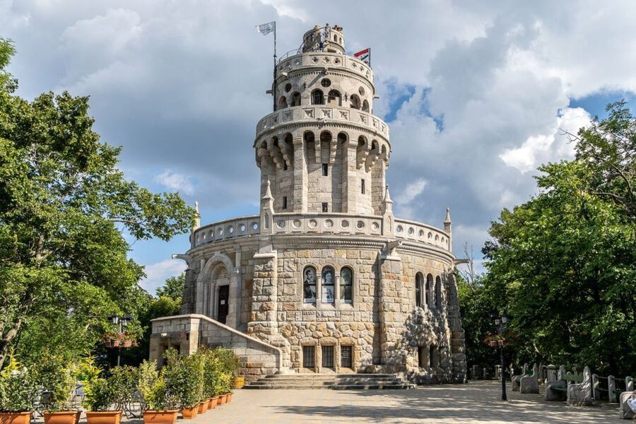 Budapest: Elisabeth Tower Visit by Chairlift & Transport - Elisabeth Lookout Tower: 360 Degrees and Real Elevation
