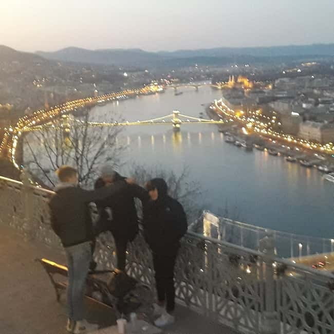 Budapest: Evening Castle Hill Tour with Fishermen's Bastion - Key things to know before you go