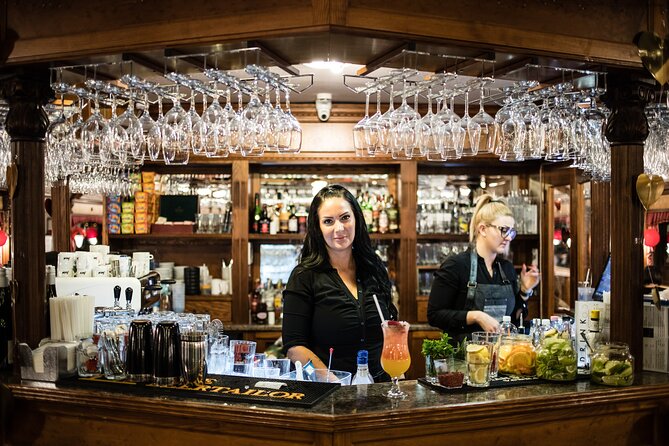 Budapest Evening Cruise with Entertainment and Drink Options - The Danube Route: What you see and why it hits harder at night