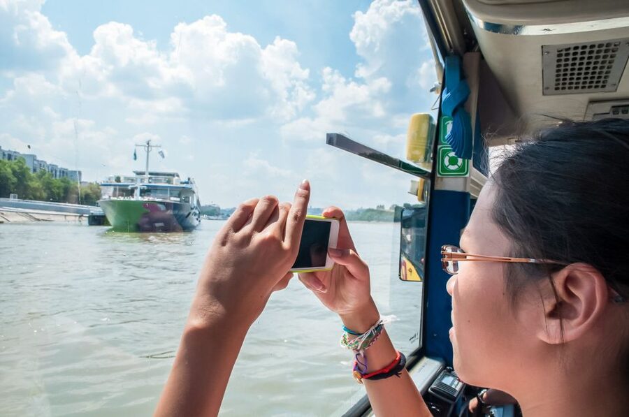 Budapest: Floating Bus Tour by Land and Water - Timing and season: how often it runs and how to choose your departure
