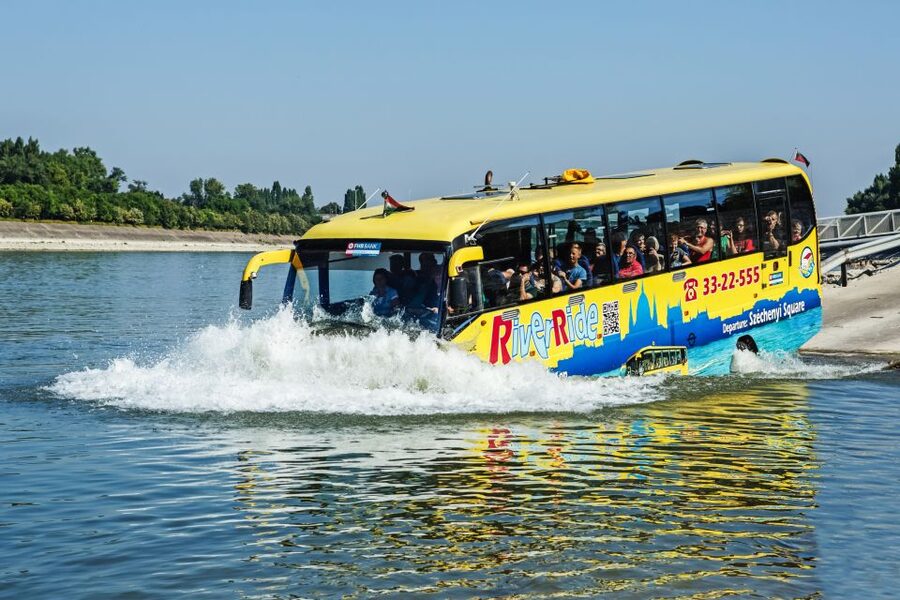 Budapest: Floating Bus Tour by Land and Water - The land portion: central Budapest views without the longest detours