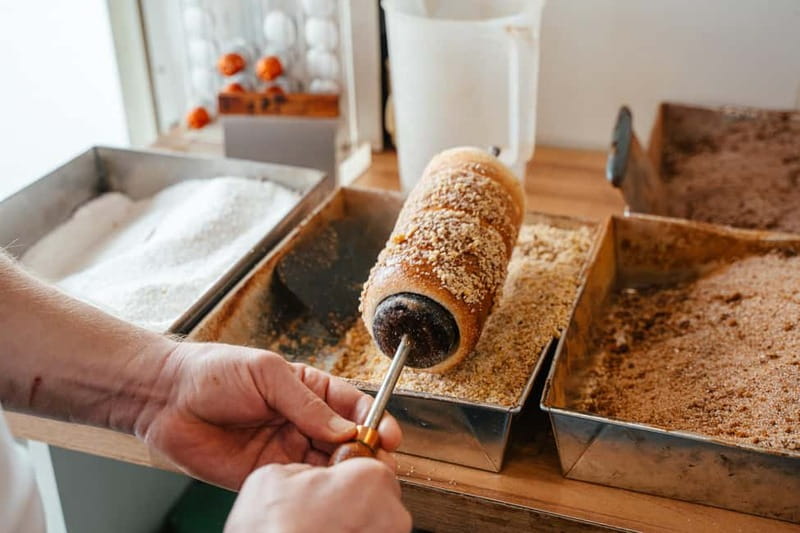 Budapest: Food Tour Market to Tavern: 14+ Tasters & Wines - Pick the Right Time: 11:30 Market Walk vs 5:00 Evening Tipsy
