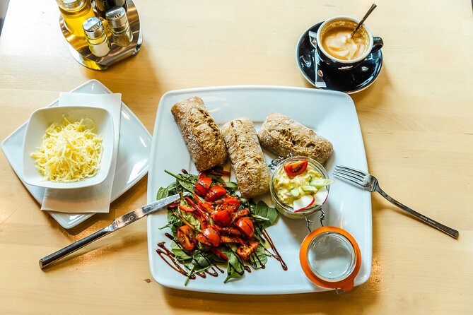 Budapest Food Tour with a Local: A Feast for Foodies 100% Personalized - Why this Budapest food tour works better than a menu-and-a-map day