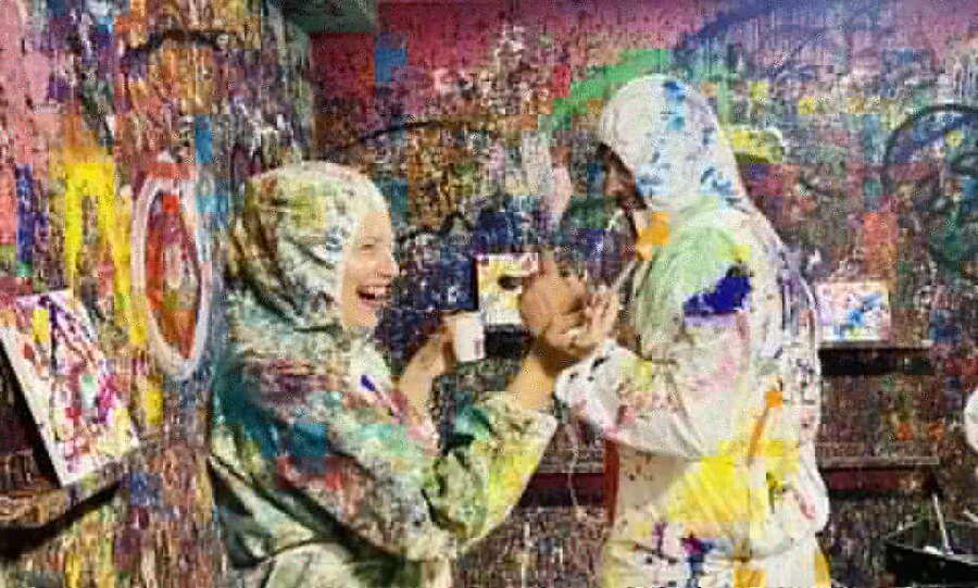 Budapest: Fröcskölő Splashing Room Entry Ticket - Why a paint-splashing room feels like stress relief