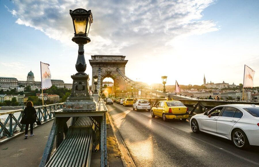 Budapest Full-Day Private Guide Services - Why a private 6-hour guide makes Budapest feel manageable