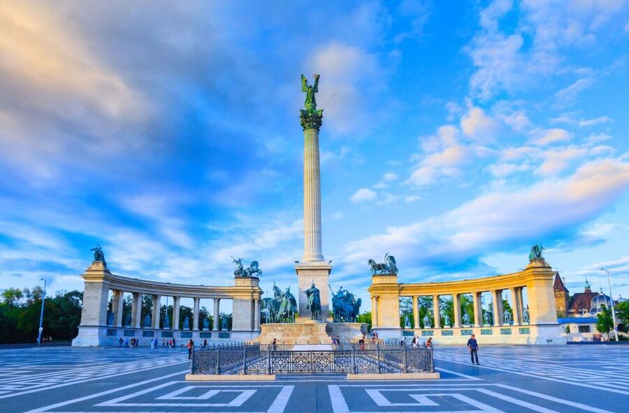 Budapest Full-Day Private Guide Services - Thermal spas and “soft adventure” for an active-but-not-exhausted day